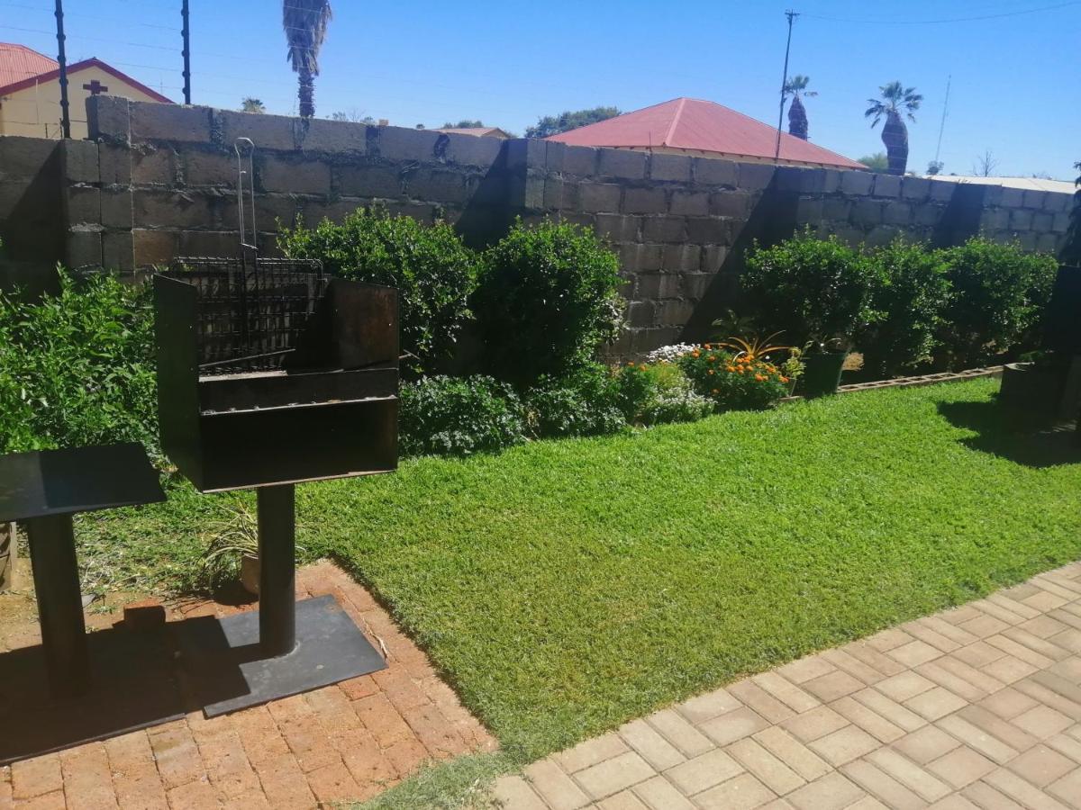 Keetmanshoop Self-Catering Hotel Luaran gambar