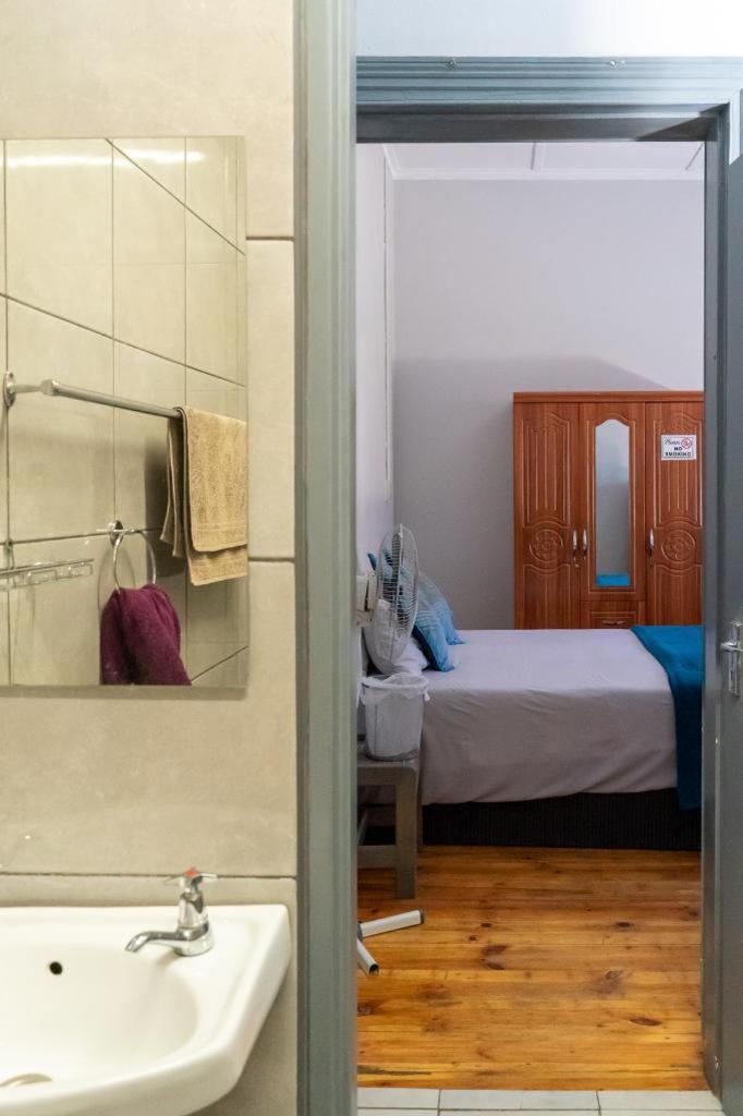 Keetmanshoop Self-Catering Hotel Luaran gambar